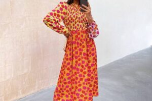 Bild von Never Fully Dressed Floral Swedish Clash Dress