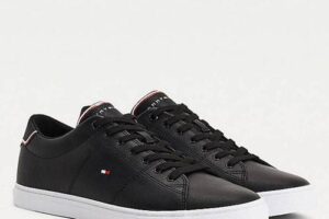 Bild von Tommy Hilfiger Essential Line – Black Leather Sneakers