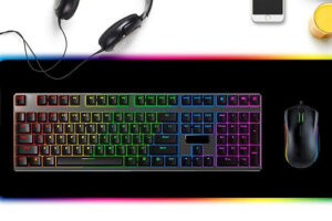 Bild von SecretStorz Colour Changing LED Mouse & Keyboard Pad – 6 Designs