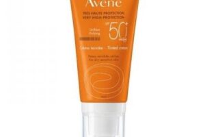 Bild von Avène Avene Very High Protection Teinted Cream SPF50 +