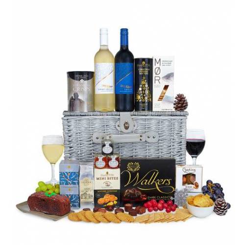 Bild von Prestige Hampers Winter Wonderland – Christmas Hampers – Christmas Hamper Delivery – Christmas Food Hampers – Luxury Christmas Hampers – Luxury Christmas Food Hampers