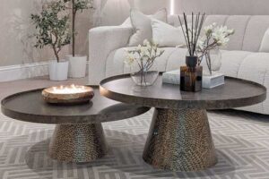 Bild von Genesis Antique Gold Hammered Coffee Tables – Set of 2