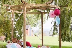 Bild von Shire 3.6mx3.6m Grange Carousel Wooden Pergola