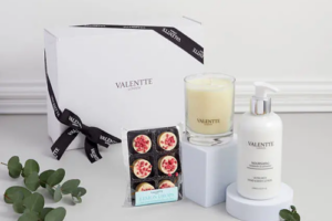 Bild von Valentte London Luxury Valentines Gift Box – 3 Items