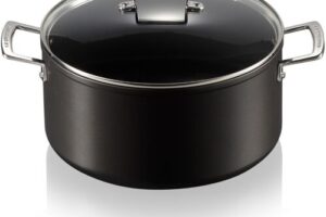 Bild von Le Creuset Toughened Non-Stick Deep Casserole With Glass Lid