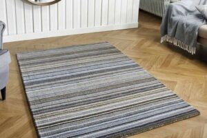 Bild von Carter Grey Striped Wool Rug